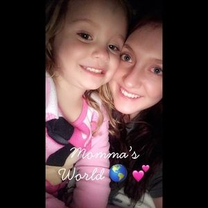 Meet your Posher, Whitney